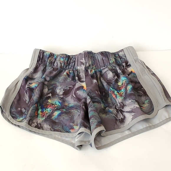 adidas Pants - Adidas climalite  shorts S3